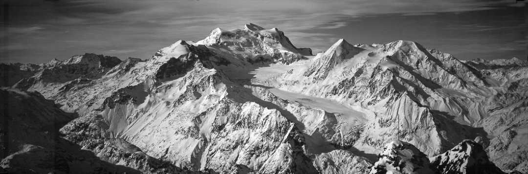 Combin Massif from mt Fort03