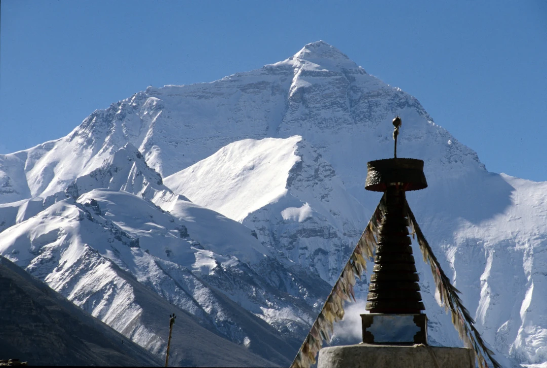 Everest10_Rombok-Monestary