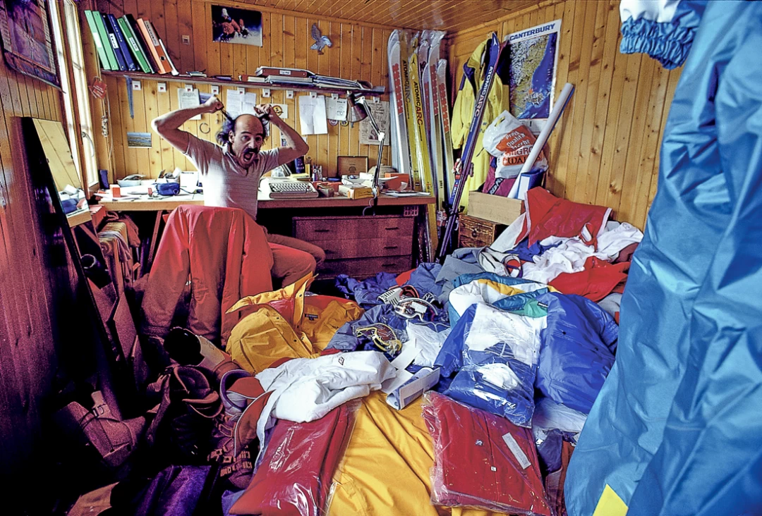 My first office, bedroom, sink & Shower 70's_07