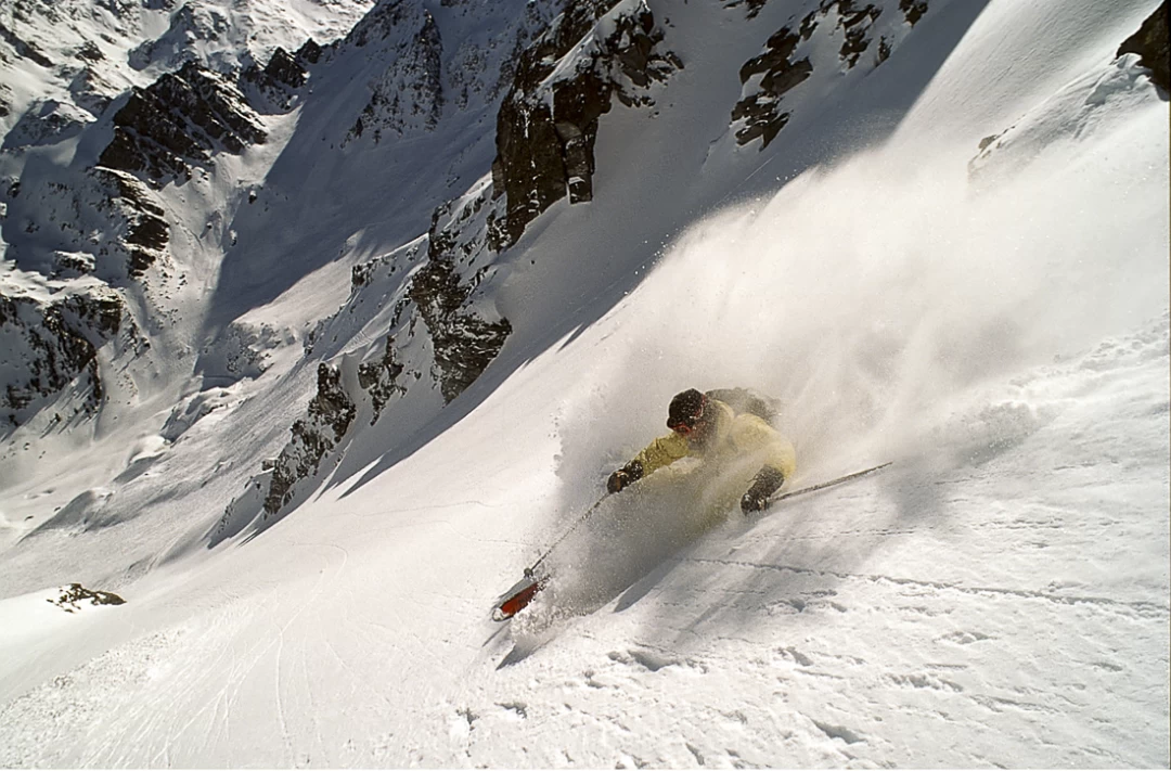 Sarah Newman NZ01 Gd-Bannan couloir Verbier