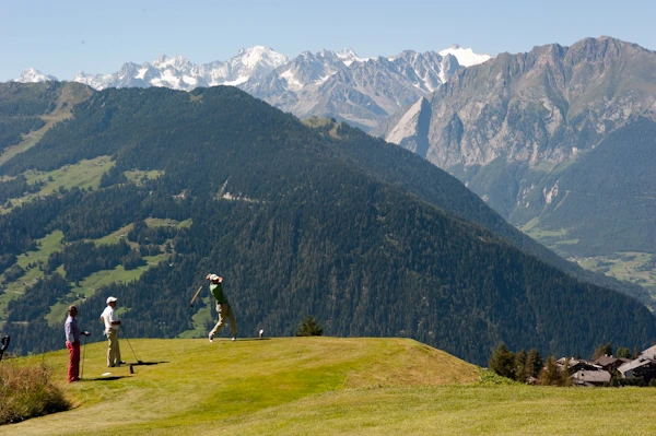 Verbier Golf Club No.11-53
