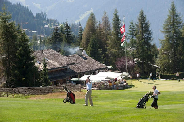 Verbier Golf Club No.15-37